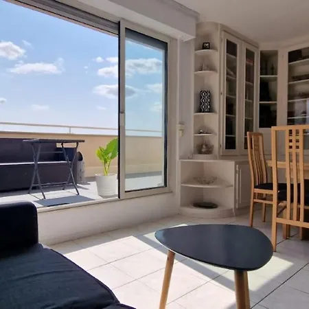 Paris A 10 Min Rer C Ou D Apartment *