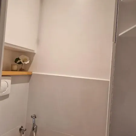 Apartment Paris A 10 Min Rer C Ou D *