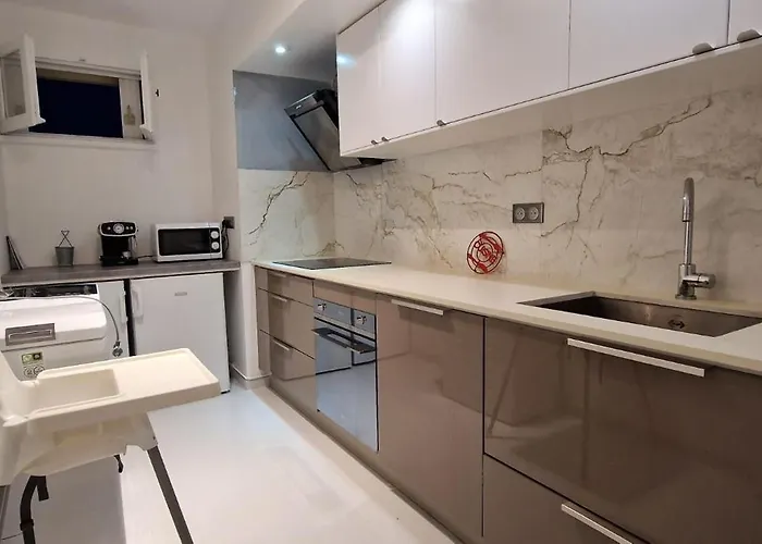 Apartmán Paris A 10 Min Rer C Ou D